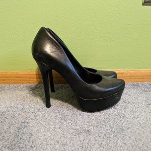 Jessica Simpson Black Stiletto Pumps